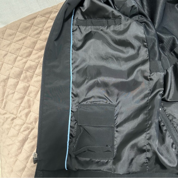 Kenneth Cole Classic Black Sophisticated Men’s Size Medium Jacket-Almost New! - Picture 3 of 7